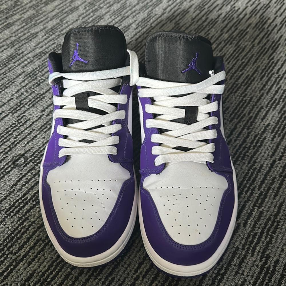 Jordan 1 low court purple size 12 worn no box